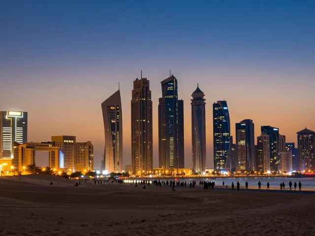 From Sunset to Sunrise: Your Complete Guide to Nightlife in Abu Dhabi