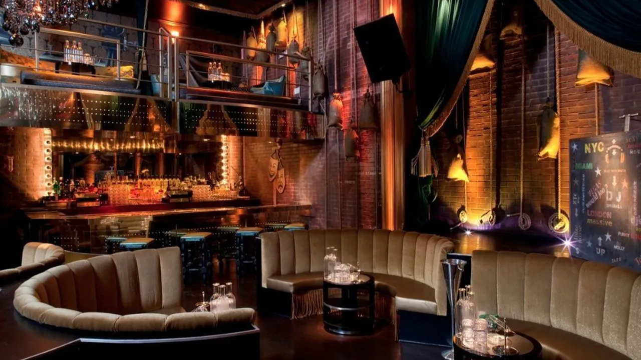 The Most Elegant Cocktail Bars for Nightlife in Paris